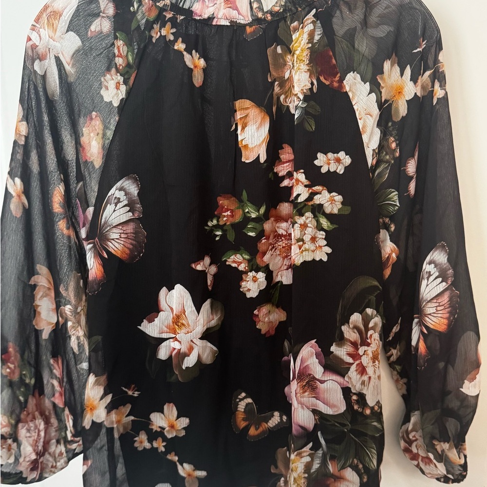 Joie Black Floral Sheer Blouse NWOT - Picture 4 of 4